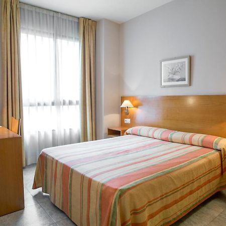 Hotel Rostits Castellón de la Plana Zimmer foto